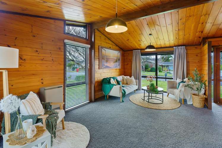 21 Awanui Drive Waikanae_4