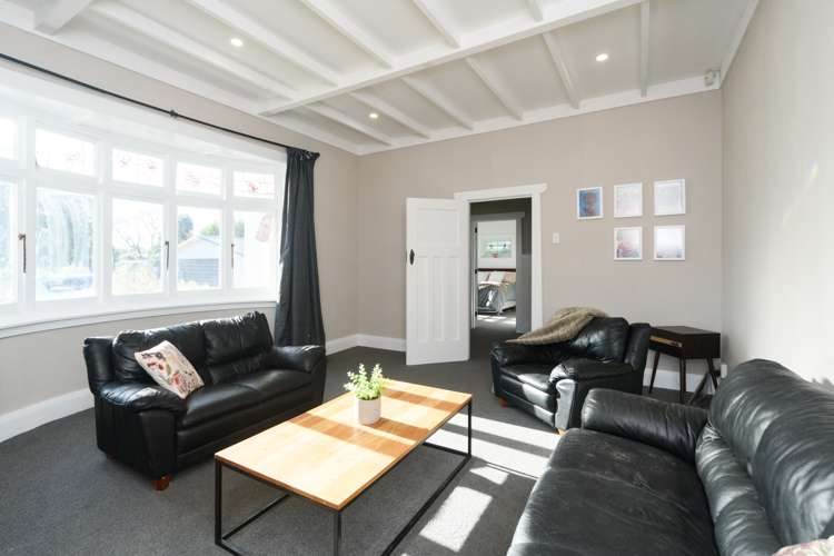 322 College Street West End_1