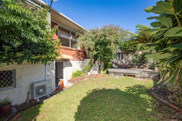 4/33 Tawhiri Road One Tree Hill_2