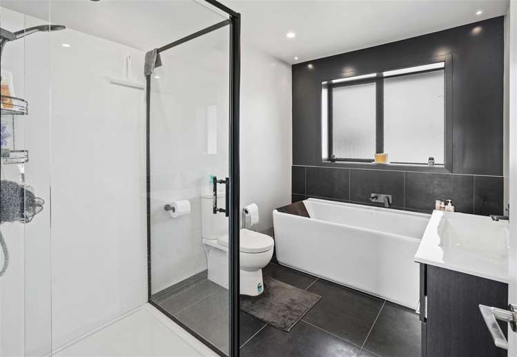 14 Quail Way Amberley_16