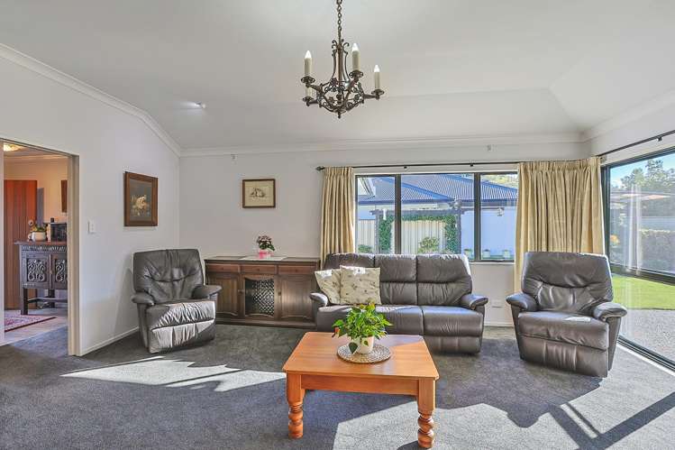 7 Merlot Drive Greenmeadows_11