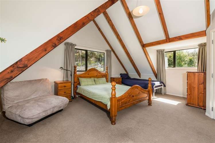 14 Rockhaven Albert Town_6