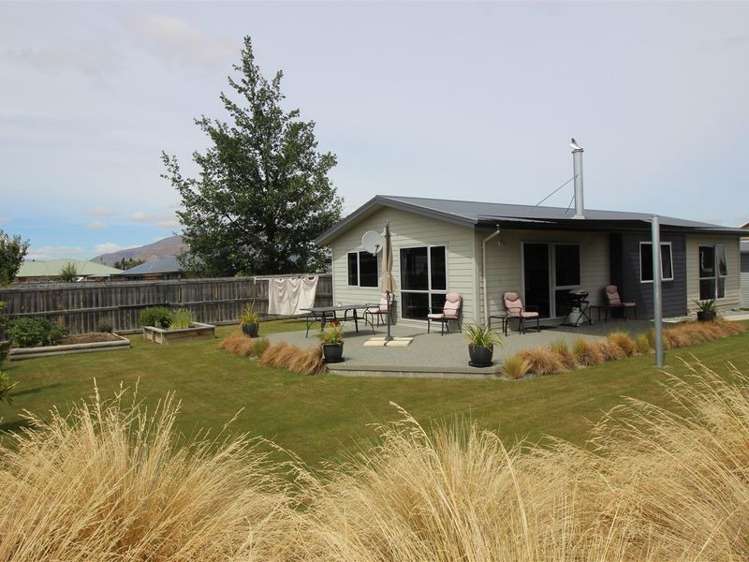 14 Rhoboro Road Twizel_24