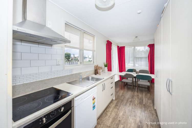 13 Margaret Place Deanwell_2