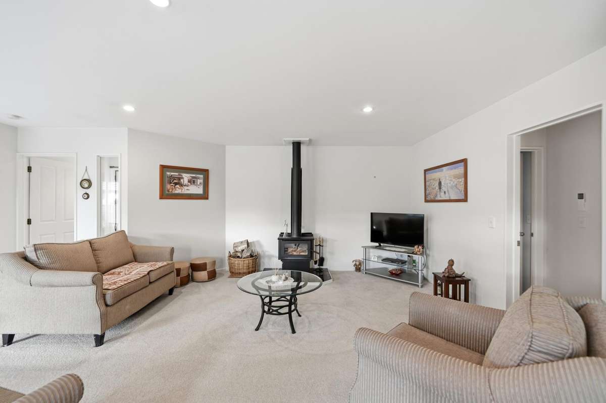 8 Carmana Gardens_1