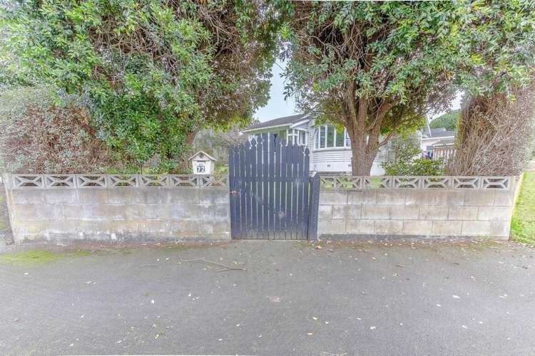 72 Great North Road Saint Johns Hill_10