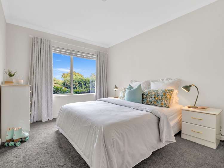 9 Portofino Point Karaka_23