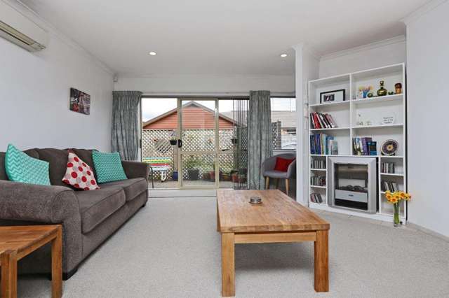 32/1232 Howard Street Parkvale_3