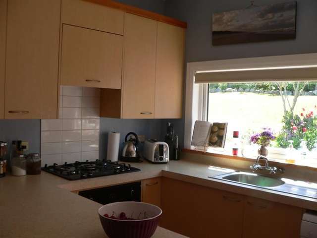 32 Handyside Street Tawa_1