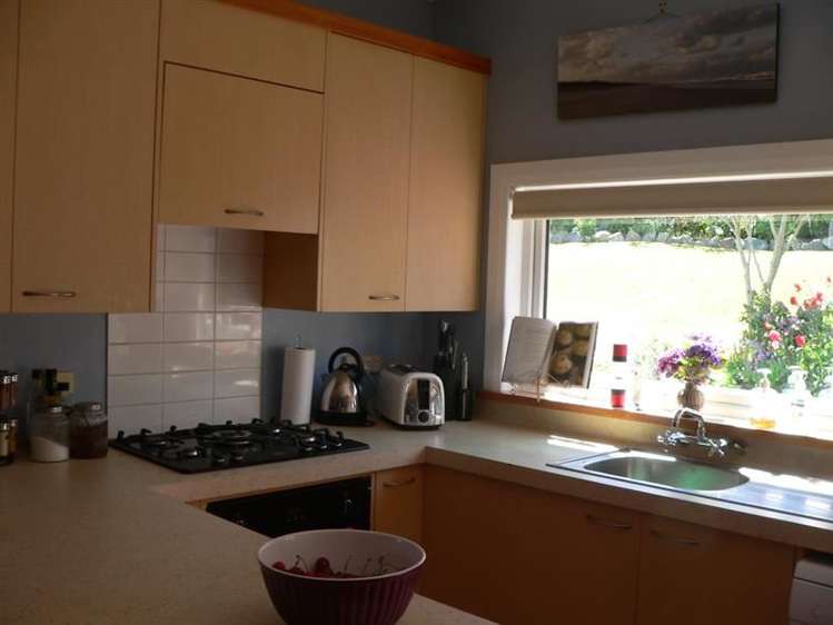 32 Handyside Street Tawa_1