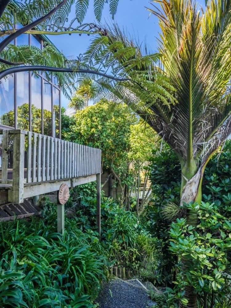 6 Nakora Road Karaka Bays_33