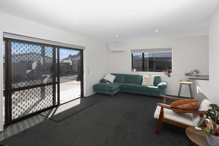 2/68 Ottawa Road Wainoni_12