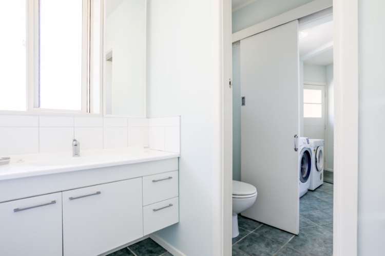 722 Cathedral Road Domett_14