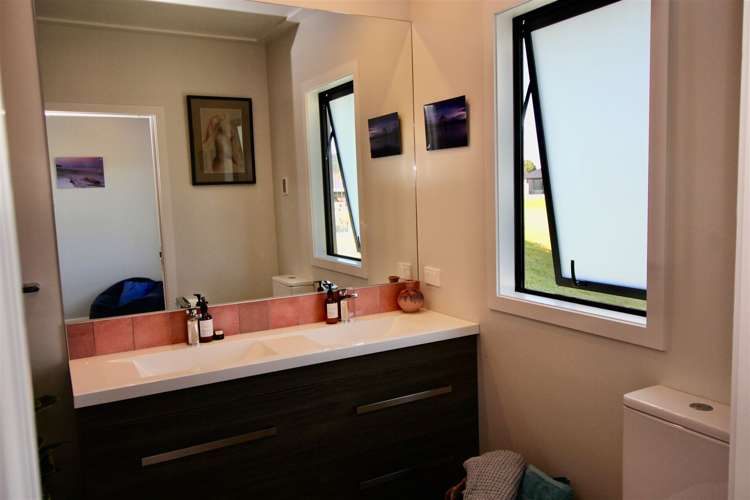 70 Leeward Drive Whitianga_19