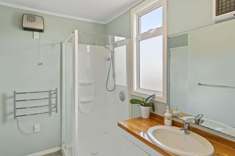 16 Collins Road Richmond_10