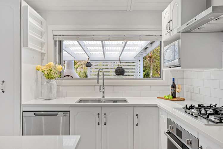 146 Laingholm Drive Laingholm_8