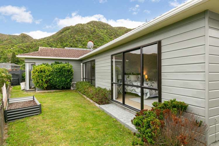 49 Satara Crescent Khandallah_22