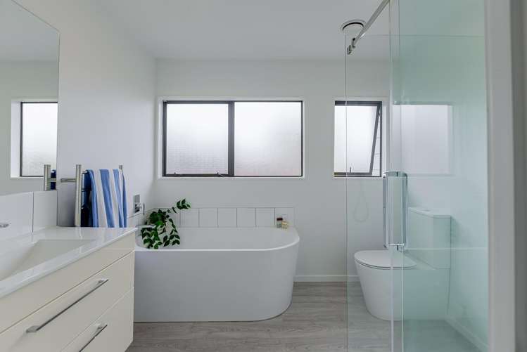 11 Spackman Crescent Paraparaumu_10