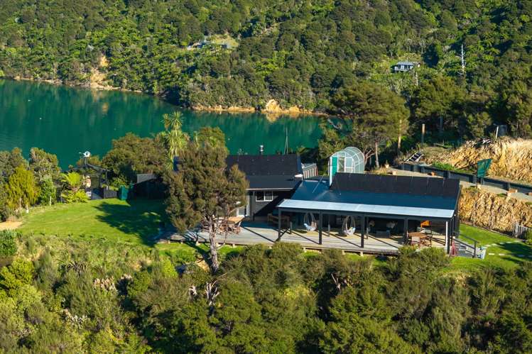 448 Tamuakawawe Bay Marlborough Sounds_23