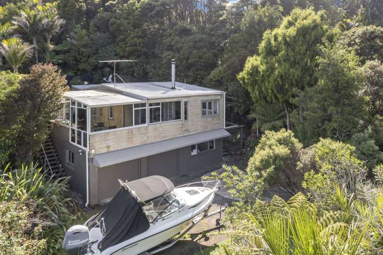 1114 Huia Road Huia_20