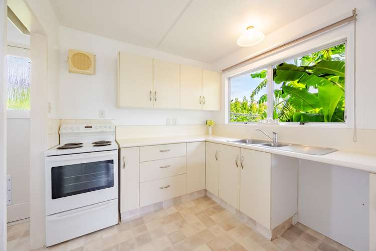 7/142 Main Road Clive_1