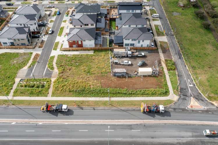 1 Uki Way Flat Bush_3