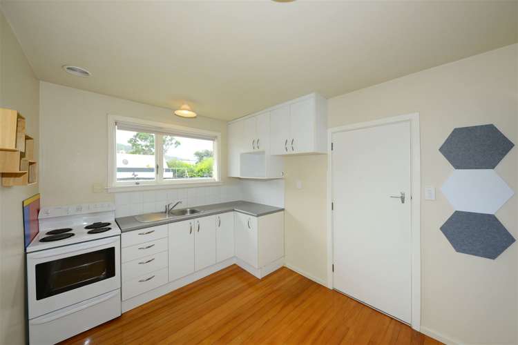 2/6 Clark Street Sumner_7