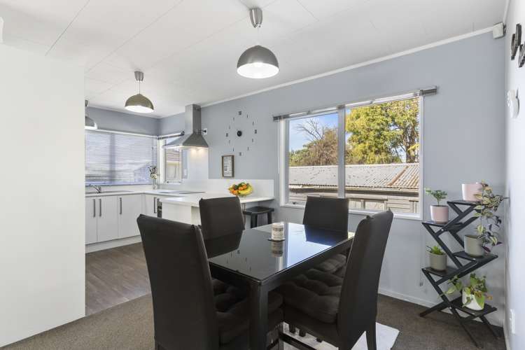 2/25 Buller Crescent Manurewa_8