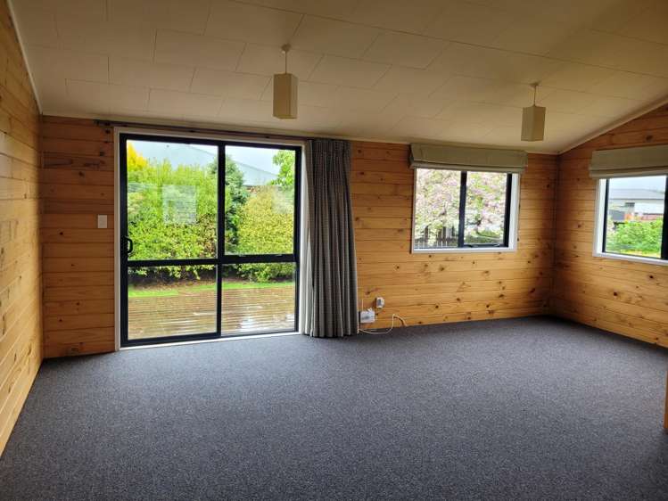 48 Lawson Burrows Crescent Te Anau_2