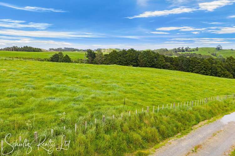 523B Golden Stairs Road Maungaturoto_17