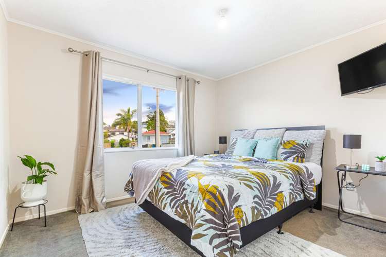 18 Alidade Place Massey_9