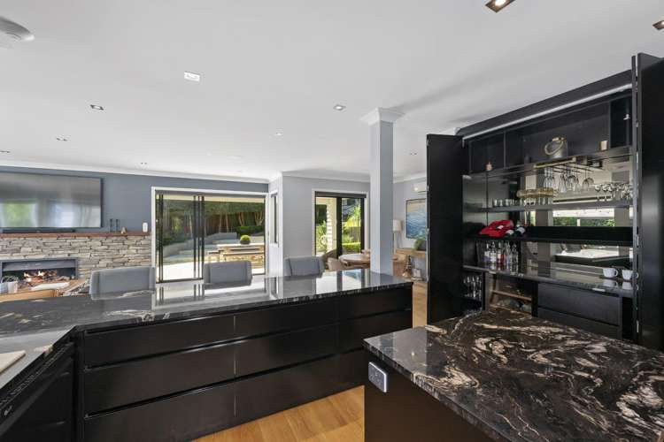 12A Wainoni Heights Greenhithe_7