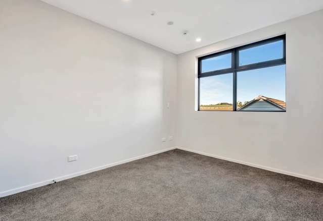 G04/1a Kings Road Mount Roskill_4