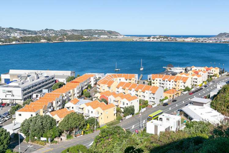 57/305 Evans Bay Parade Hataitai_8