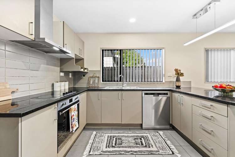 2/19a Arran Street Avondale_6