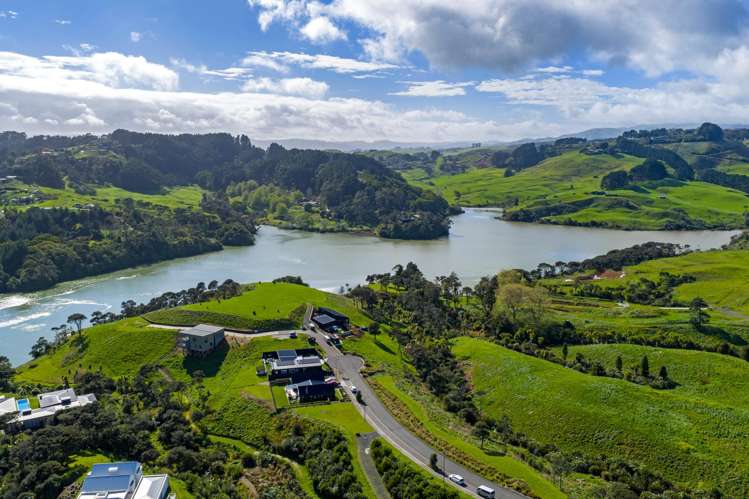 13 Ruruhi Street Raglan_7