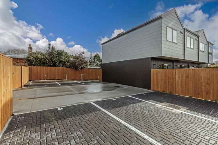 26A, E, F Enderby Drive Te Atatu Peninsula_22