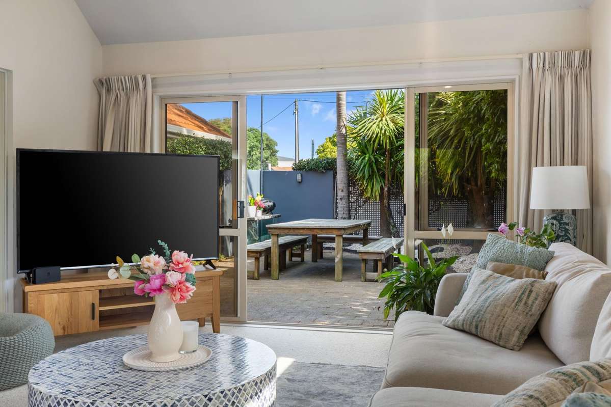 1/8 Fenwick Avenue_1