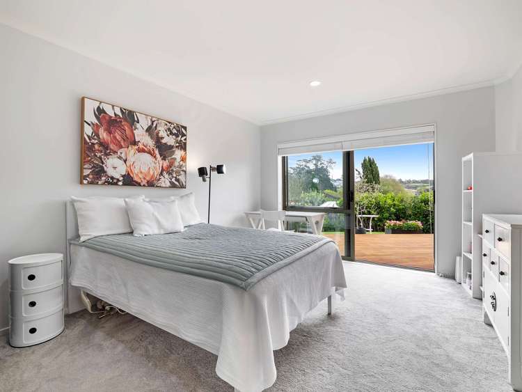 9 Fleetwood Drive Henderson_18