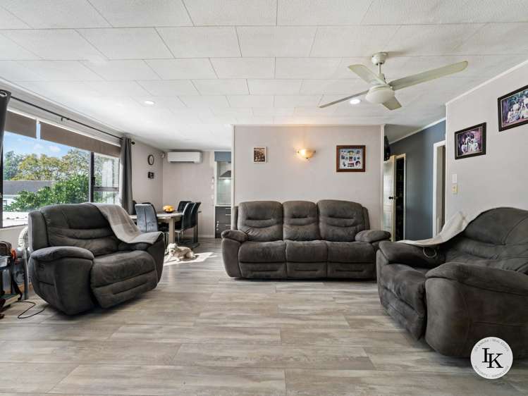 151 Boundary Road Clover Park_3