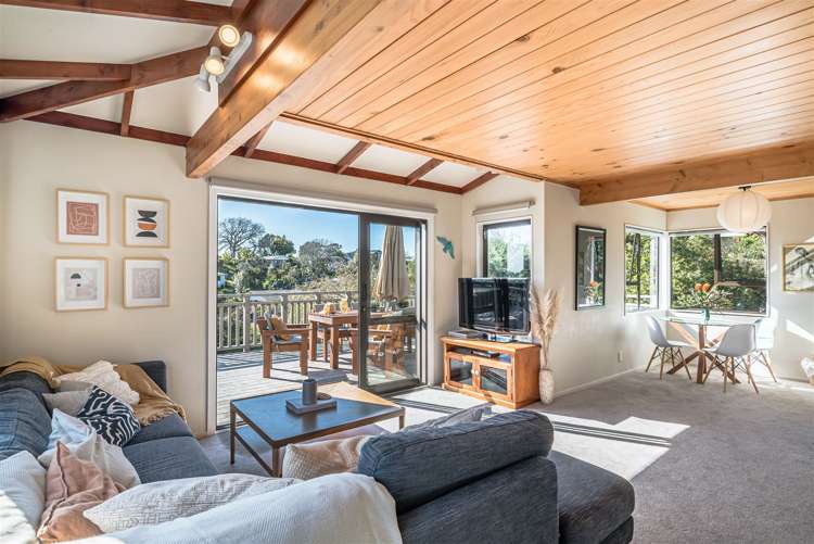 7 Telstar Place Beach Haven_5