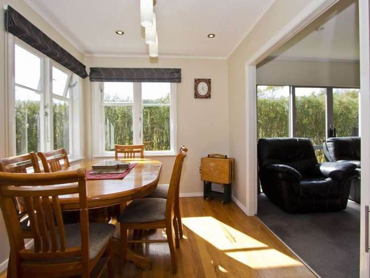 52 Wood Street Wainuiomata_4