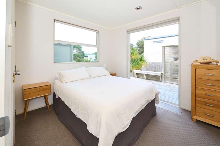 156 Sands Crescent Matarangi_8