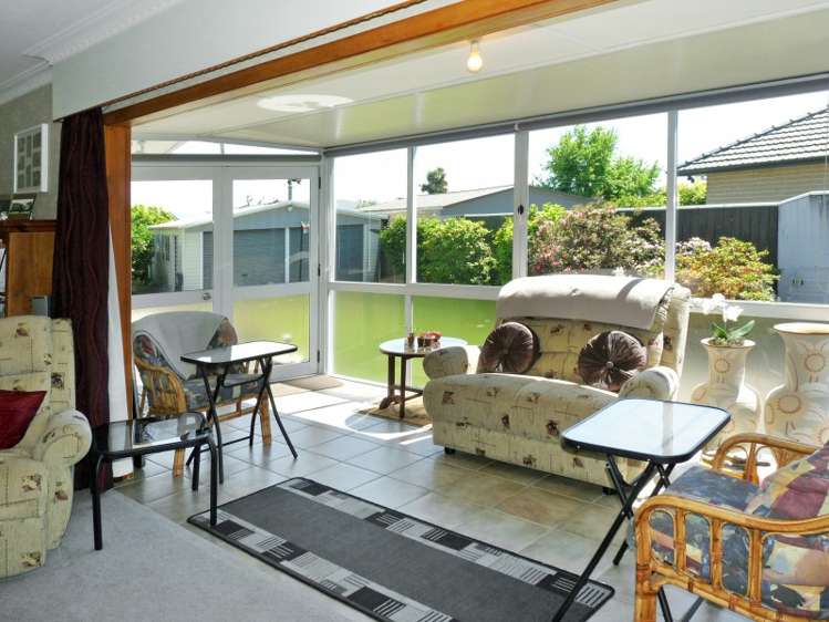 12 Reeves Street Stoke_9