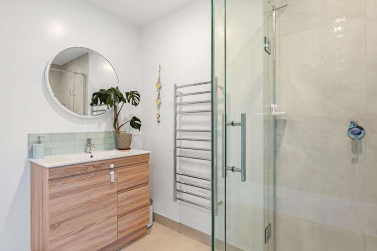 8 Cotswold Lane Mount Wellington_11