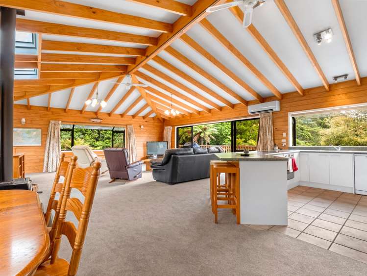 11 Te Mu Road Lake Tarawera_7