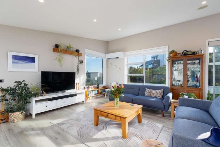 6 Heemskerck Place Britannia Heights_5