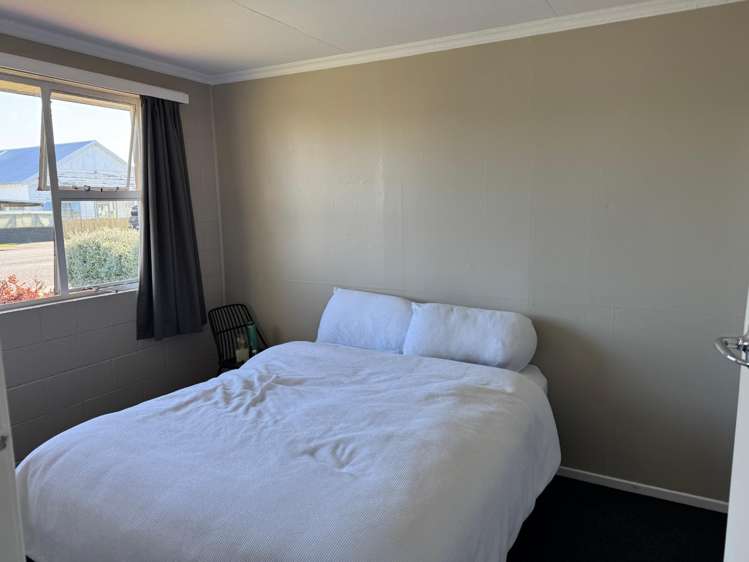 1/233 Ettrick Street Appleby_9