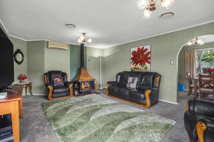 15 Wimbledon Grove Wainuiomata_9