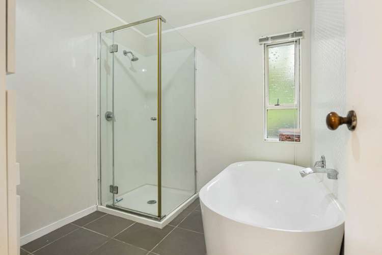 1/64 Stredwick Drive Torbay_11